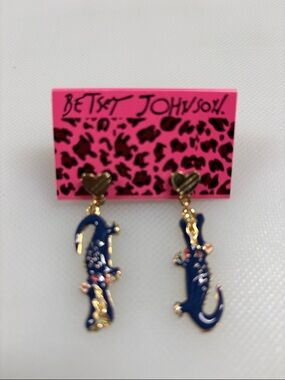 Orecchini a goccia Betsey Johnson Rich Witch da appendere scheletro mani cristal